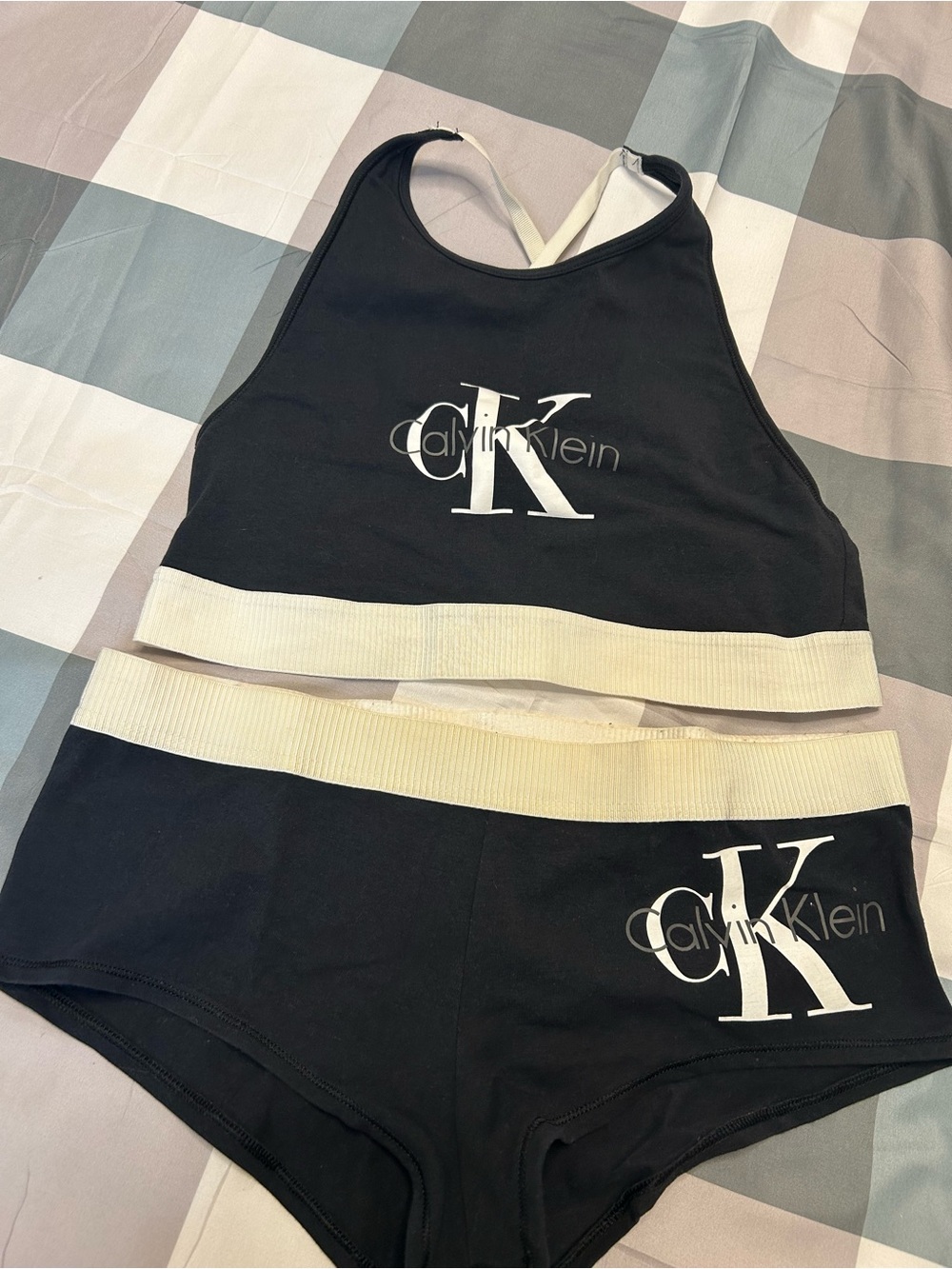 Calvin Klein Black and Cream Logo Set